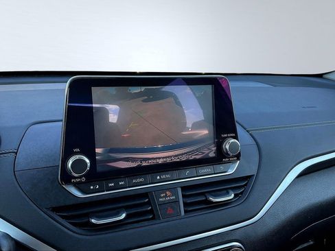 Used 2020 Nissan Altima 2.5 SV image 27