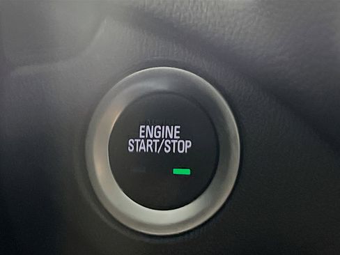 Used 2024 Chevrolet Equinox LT image 23