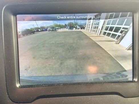 Used 2021 Jeep Renegade Latitude w/ Convenience Group AWD/4WD image 13