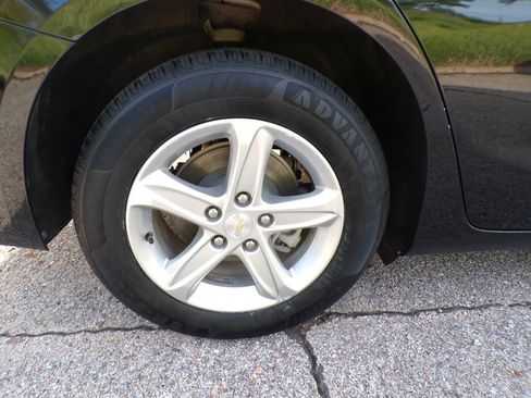 Used 2024 Chevrolet Malibu LS FWD image 20