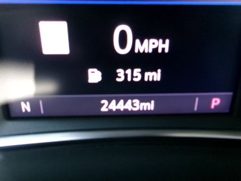 Used 2024 Chevrolet Equinox Premier image 26