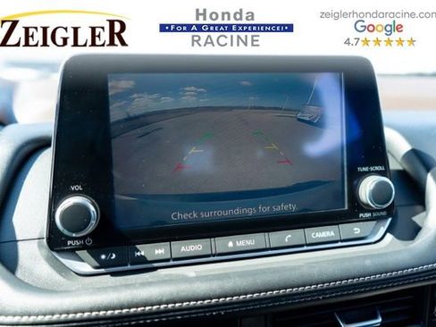 Used 2022 Nissan Rogue S image 23