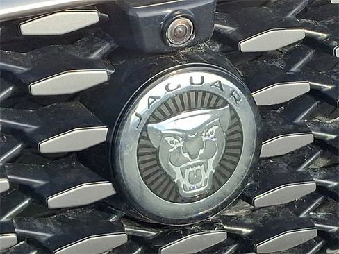 Used 2025 Jaguar F-PACE R-Dynamic S image 4