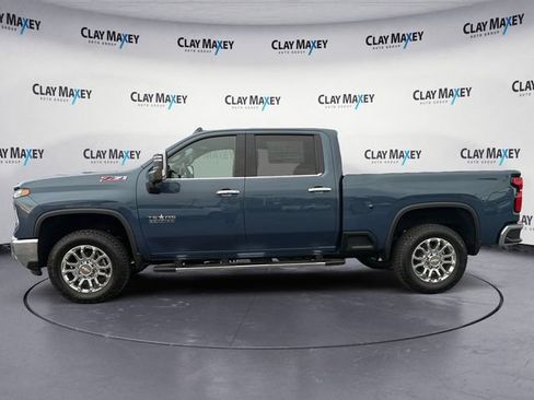 Used 2025 Chevrolet Silverado 2500 LTZ w/ LTZ Premium Texas Edition AWD/4WD image 2