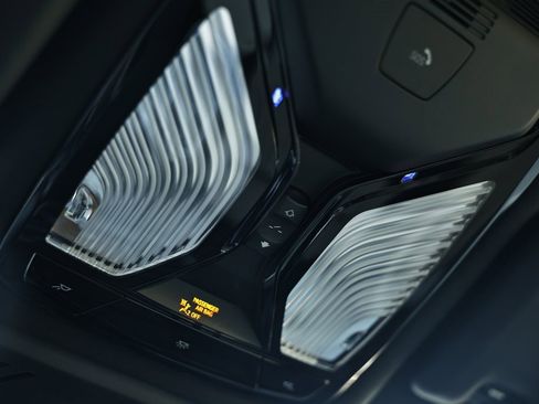 Used 2023 BMW X3 sDrive30i w/ Convenience Package image 41