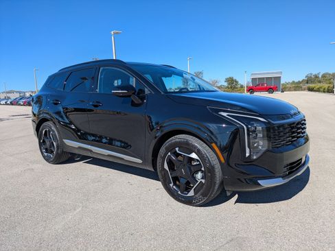 Certified 2026 Kia Sportage SX image 2