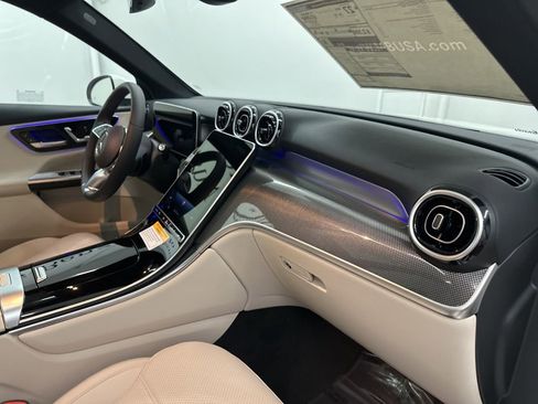 Used 2026 Mercedes-Benz GLC 300 GLC 300 image 26