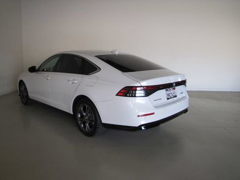 Used 2024 Honda Accord EX-L image 23