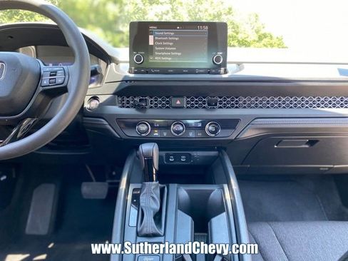 Used 2025 Honda Accord LX image 22