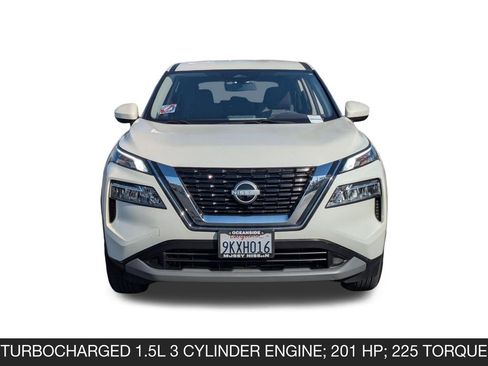 Certified 2023 Nissan Rogue SV FWD image 4