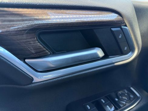 Used 2022 Chevrolet Silverado 1500 RST image 25