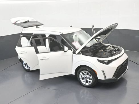Used 2024 Kia Soul LX w/ Option Group 015 FWD image 66