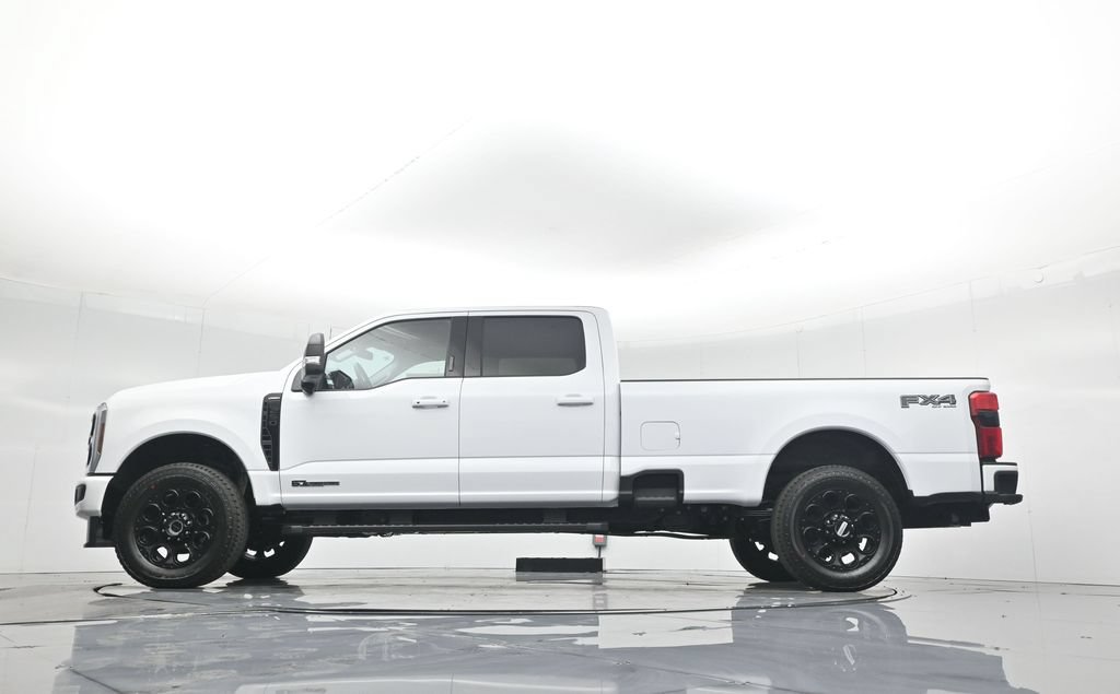 New 2026 Ford F250 Lariat w/ Black Appearance Package AWD/4WD image 31