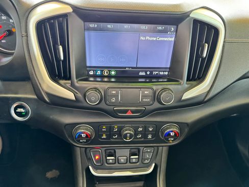 Used 2020 GMC Terrain SLT w/ Preferred Package image 14
