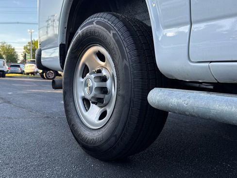 Used 2023 Chevrolet Express 2500 w/ Driver Convenience Package image 12