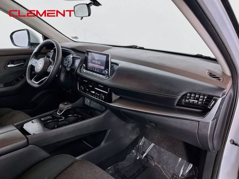 Used 2021 Nissan Rogue SV FWD image 33