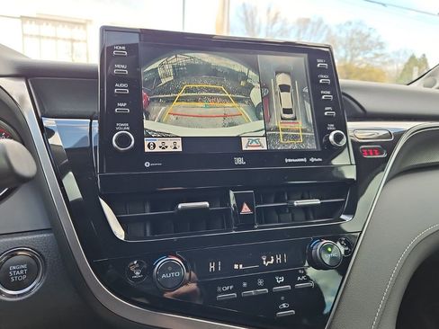 Used 2022 Toyota Camry XSE image 23