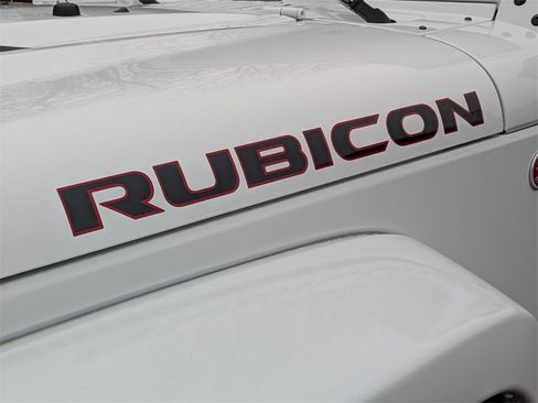 Certified 2016 Jeep Wrangler Unlimited Rubicon image 8