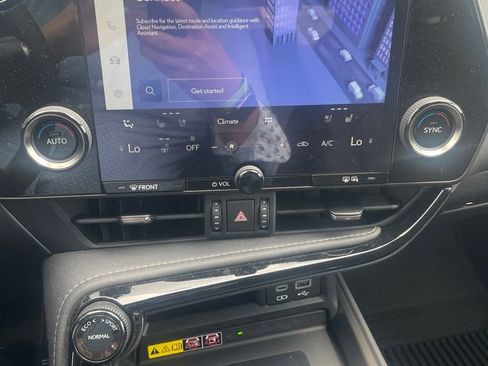 Used 2024 Lexus NX 350h AWD image 3