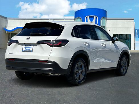 New 2027 Honda HR-V LX image 6