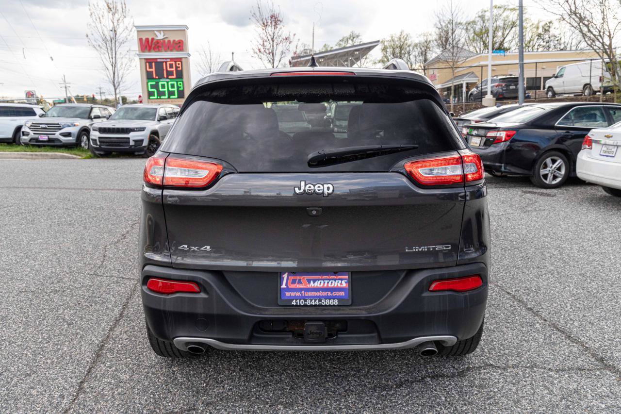 Used 2014 Jeep Cherokee Limited w/ Luxury Group AWD/4WD image 5
