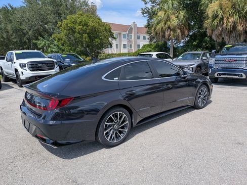 Used 2023 Hyundai Sonata Limited FWD image 3