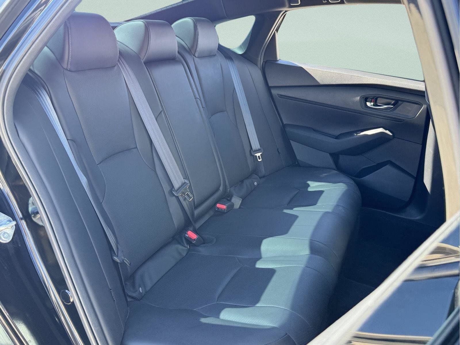 Used 2025 Honda Accord Sport image 31