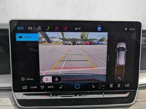 New 2026 Volkswagen Tiguan SE R-Line FWD image 18