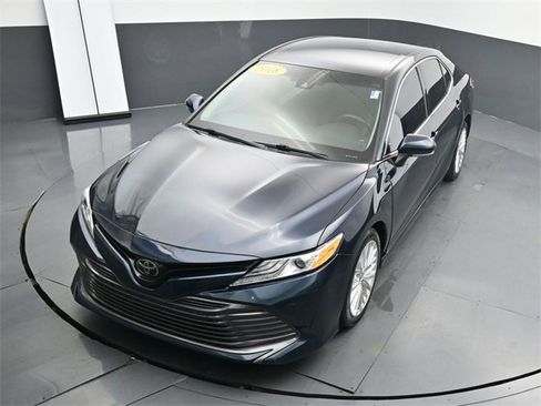 Used 2018 Toyota Camry L image 22