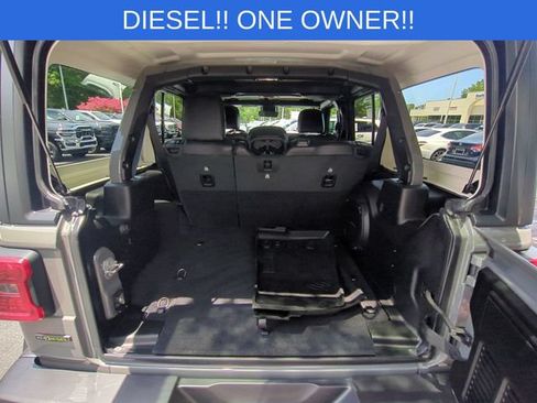 Used 2021 Jeep Wrangler Unlimited Rubicon AWD/4WD image 31