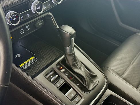 Used 2024 Honda CR-V EX-L image 8