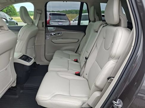 Used 2023 Volvo XC90 B6 Ultimate AWD/4WD image 10