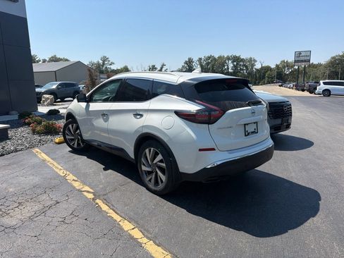 Used 2020 Nissan Murano SL w/ Cargo Package FWD image 3