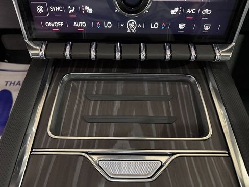 New 2025 GMC Sierra EV Denali image 33