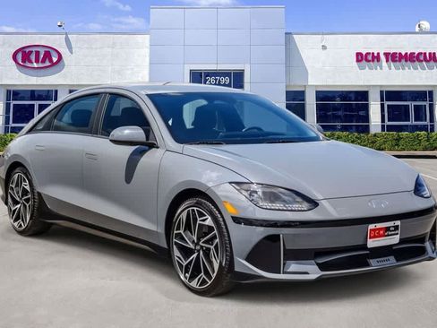 Used 2023 Hyundai Ioniq 6 SEL RWD image 3