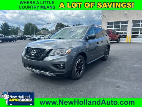 Used 2020 Nissan Pathfinder SL AWD/4WD image 1
