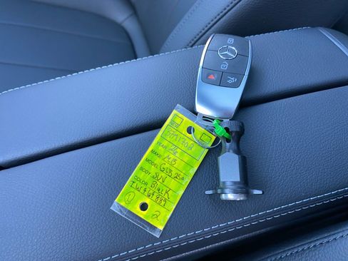 New 2026 Mercedes-Benz GLB 250 4MATIC image 34