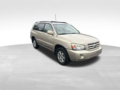 Used 2007 Toyota Highlander 4WD V6 w/ Extra Value Pkg #6 image 7