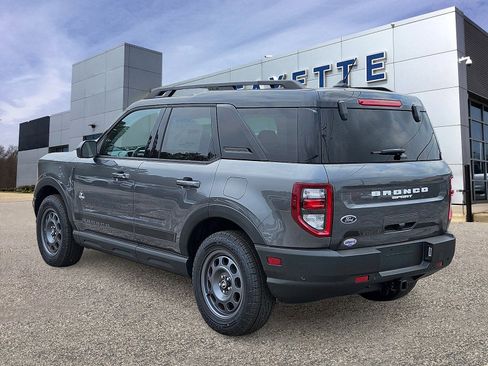 New 2024 Ford Bronco Sport Outer Banks image 5