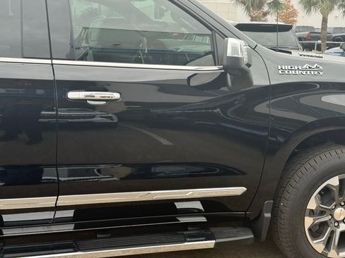 New 2026 Chevrolet Silverado 1500 High Country w/ Technology Package image 8