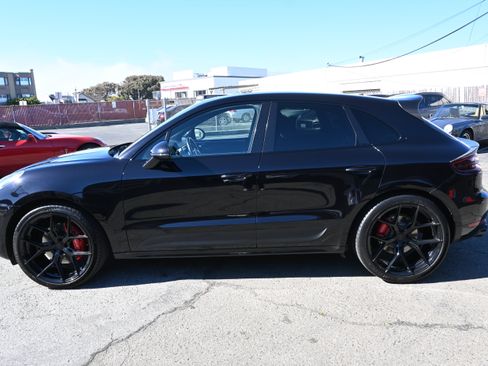 Used 2018 Porsche Macan GTS AWD/4WD image 4