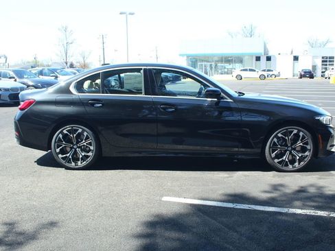 New 2026 BMW 330i xDrive Sedan w/ Premium Package AWD/4WD image 11