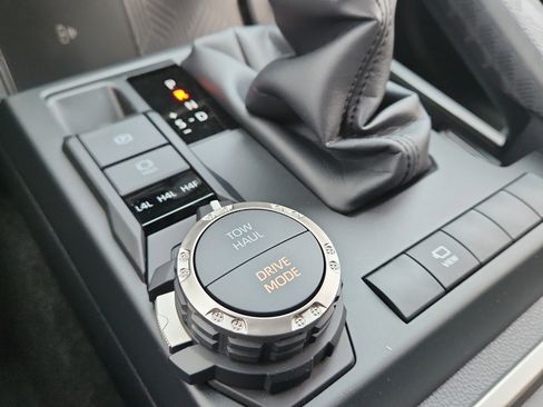 New 2025 Toyota 4Runner Limited image 20