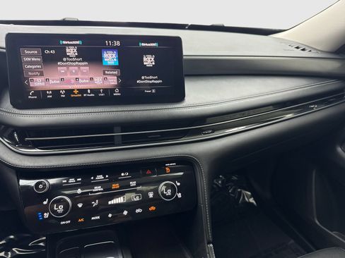 Used 2023 INFINITI QX60 Luxe AWD/4WD image 24