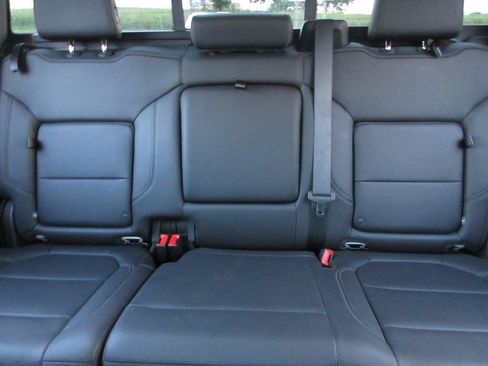 Used 2019 Chevrolet Silverado 1500 LTZ image 21