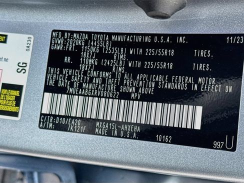 Used 2024 Toyota Corolla Cross XLE AWD/4WD image 30