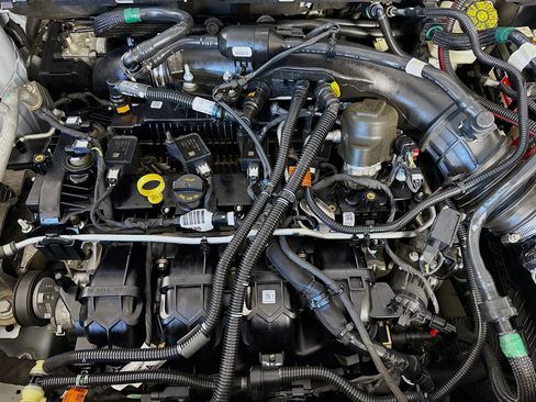 Used 2022 Ford Maverick XL FWD image 38