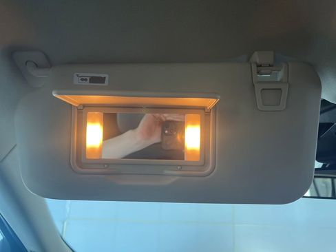 Used 2020 Ford Escape SE FWD image 78