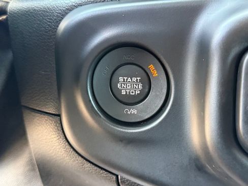 Used 2020 Jeep Wrangler Unlimited Sport S AWD/4WD image 20