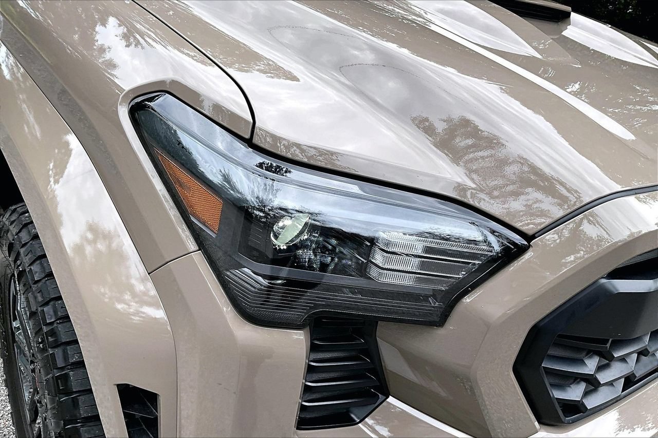 Used 2026 Toyota Tacoma TRD Sport AWD/4WD image 31